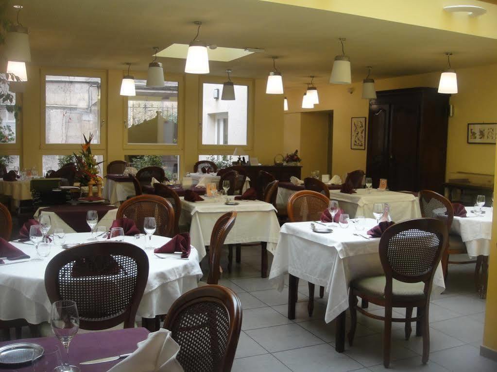 Hotel L' Ecu Montbard Eksteriør billede